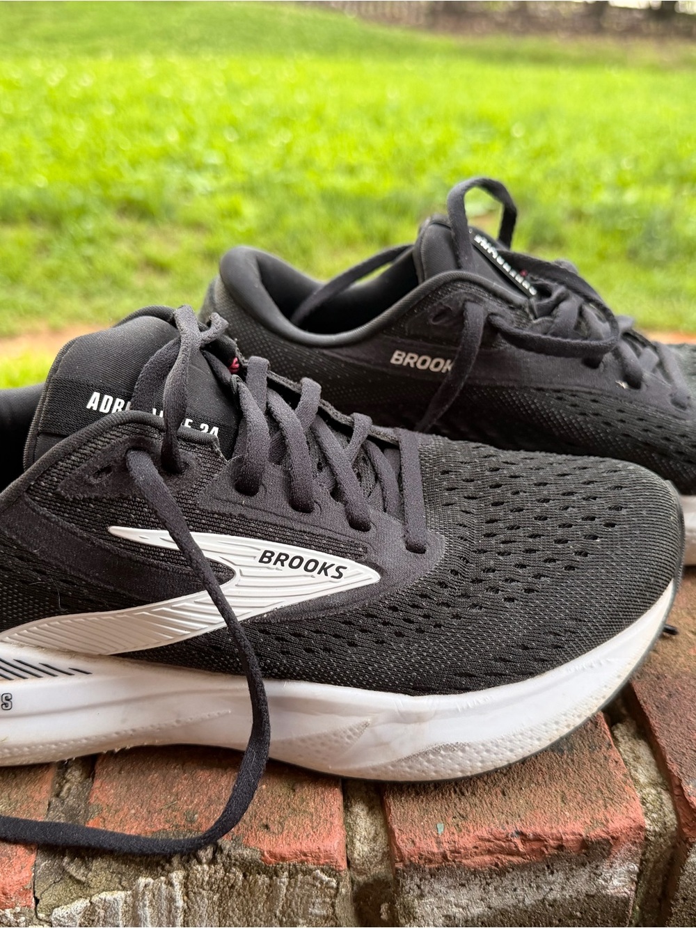 Brooks Black and White Men's Running Sneakers